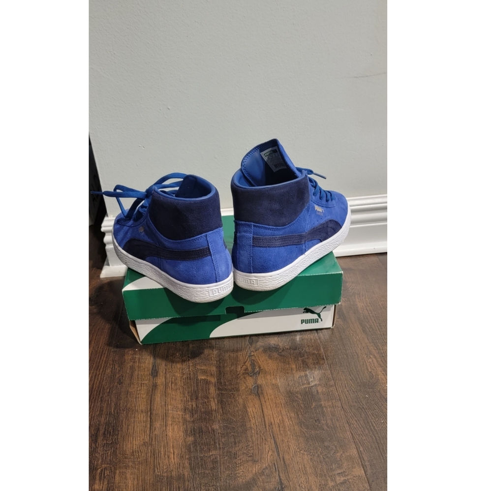 COPY - Puma mid classic sneakers size 7 in mens/8.5 in womens. - Picture 3 of 4